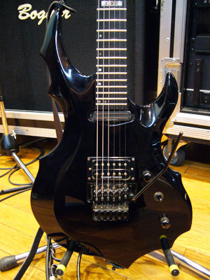 the GazettE 葵 モデル ギター