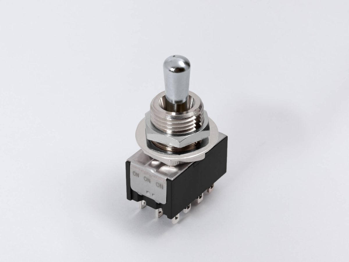 ラージラウンドSW ON-ON-ON 12PIN  Chrome